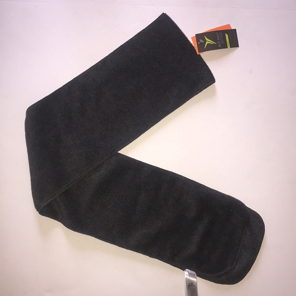 Old Navy Active Go -Dry Scarf